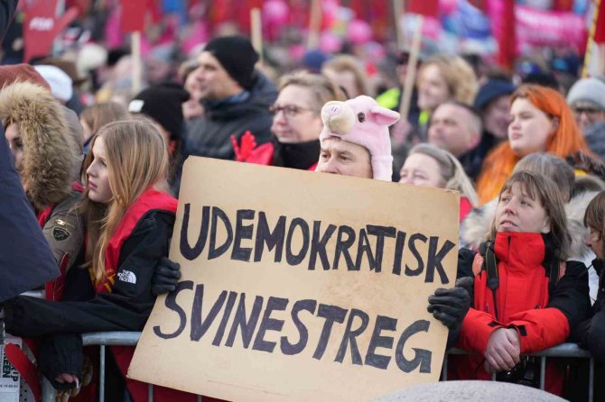 Danimarka’da Resmi Tatil Protestosu