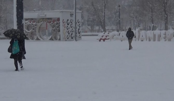 Gaziantep’te Okullara Kar Tatili