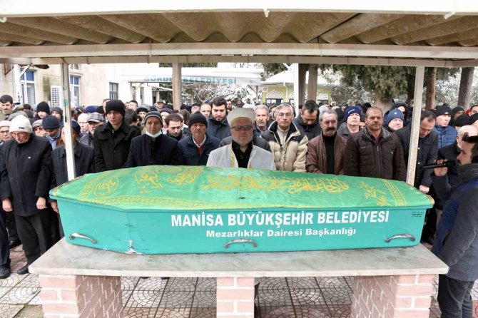 Gördes Esnaf Odası Başkanı Aydın 3 Günlük Yaşam Savaşını Kaybetti