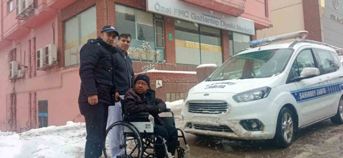 Şahinbey’de Karla Mücadele Aralıksız Sürüyor