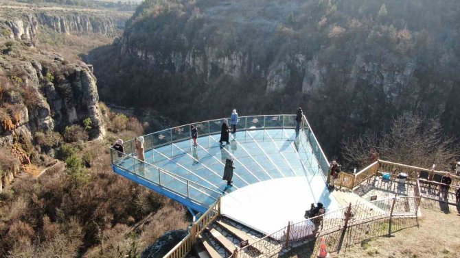 Türkiye’nin İlk Cam Terasını 165 Bin Kişi Ziyaret Etti
