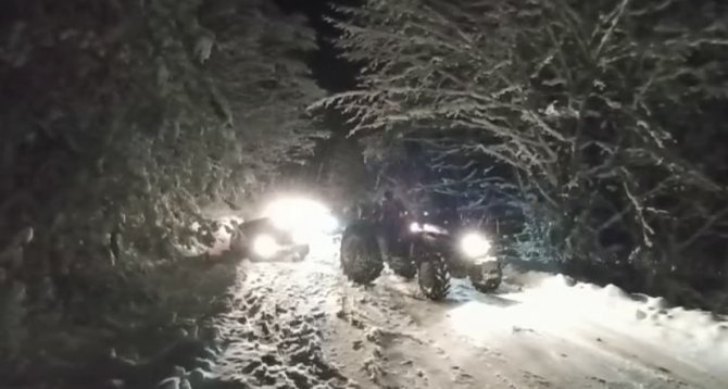 Karda Mahsur Kalanları Böyle Kurtardılar