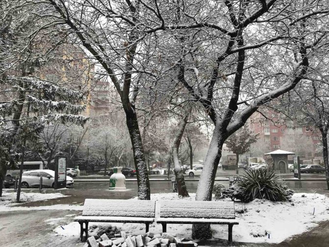 Konya’da Kar Yağışı Yeniden Başladı