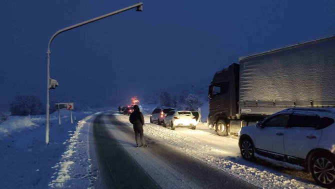 Konya-antalya Karayolu Ulaşıma Kapatıldı