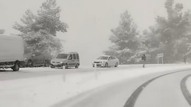 Muğla-denizli Karayolu Ulaşıma Kapandı