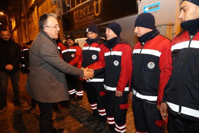 Başkan Savran, Temizlik Personelleri İle Kahvaltıda Bir Araya Geldi