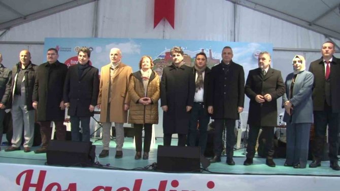 Ümraniye’de Erzurum Rüzgarı Esti: 2 Ton İ̇spir Kuru Fasulyesi Dağıtıldı