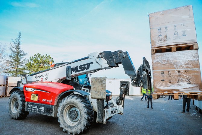 Sakarya’nın Enerjisine Katkı Sağlayacak 14 Bin Panelin Teslimatı Tamamlandı