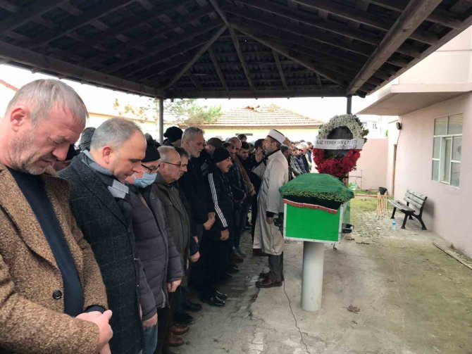 Kazadan 10 Saat Sonra Bulunan Sürücü Defnedildi