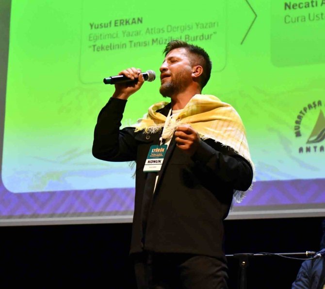 Dağlarda Yankılanan Ses Çoban Tarık Kara, Bu Kez Yörükler İçin Söyledi