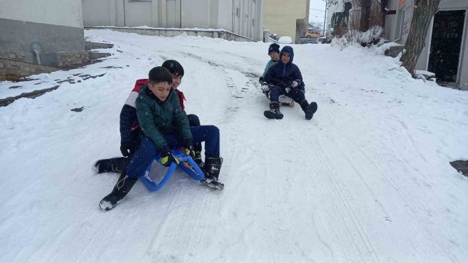 Tunceli’de Okullara Kar Tatili