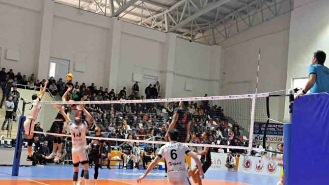 Efeler Ligi: Türşad: 1 - Cizre Belediyespor: 3