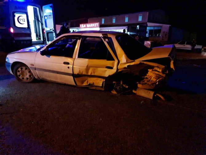 Alkollü Sürücü Çarpıp Kaçtı: 2’si Çocuk 5 Yaralı