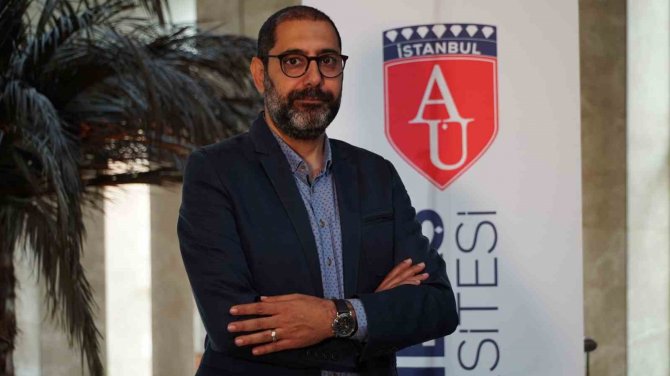 Deprem Mühendisliği Uzmanı Prof. Dr. Zeki Hasgür: “Tarihe Geçecek Büyük Depremlerden Birini Yaşadık”