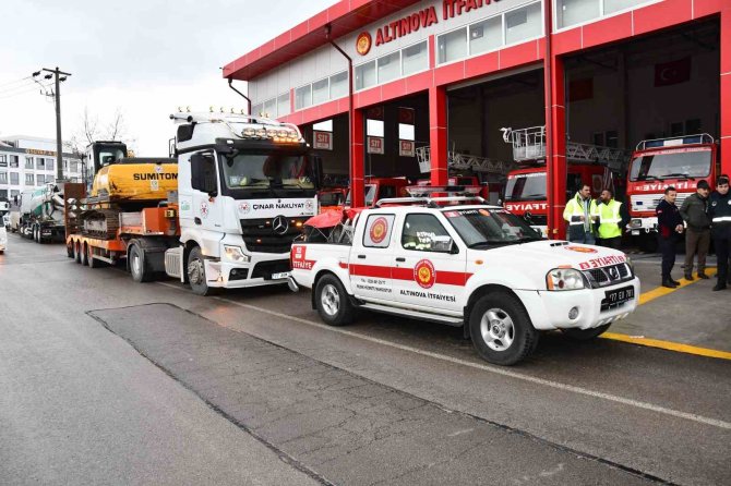 Altınova’dan Deprem Bölgesine İlk Sevkiyat