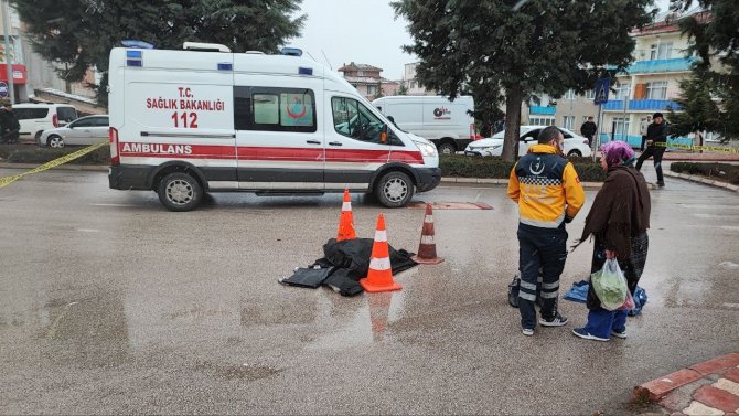 Amasya’da Kamyonun Çarptığı Lise Öğrencisi Kız Hayatını Kaybetti