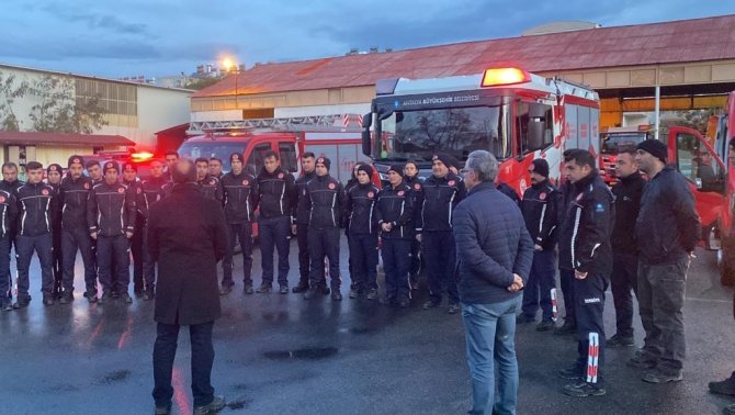 Antalya İtfaiyesi Deprem Bölgesine Gidiyor