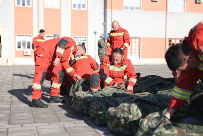 Arnavutluk’tan Türkiye’ye Arama-kurtarma Ekibi Desteği