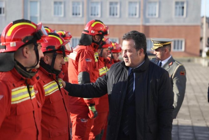 Arnavutluk’tan Türkiye’ye Arama-kurtarma Ekibi Desteği