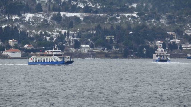 Bozcaada Ve Gökçeada’ya Yarınki Bazı Feribot Seferleri İptal Edildi