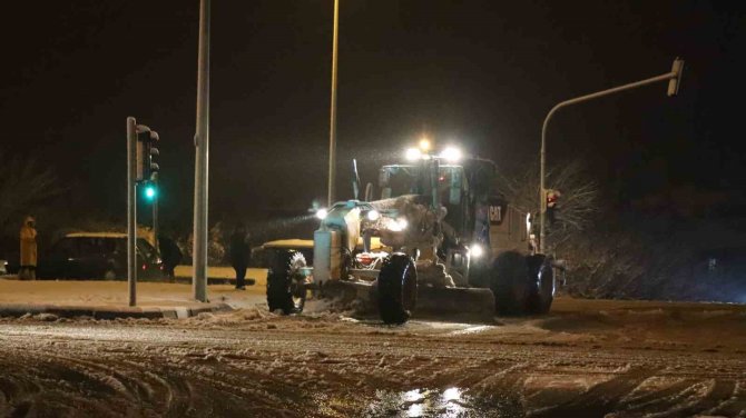 Kara Karşı Zamanla Mücadele Verildi