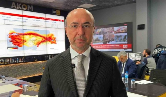 Selçuklu Belediyesi Hatay’a Araç Ve Personel Gönderdi