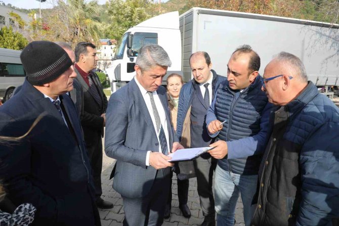 Marmaris Belediyesi’nden Deprem Bölgesine Yardım Eli