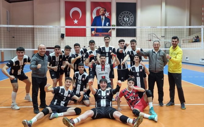 Erkekler 2. Lig 4. Grup: Pınarbaşı Belediyespor: 0- Hürriyet Mtal:3