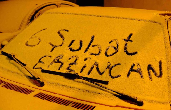 Erzincan Beyaza Büründü