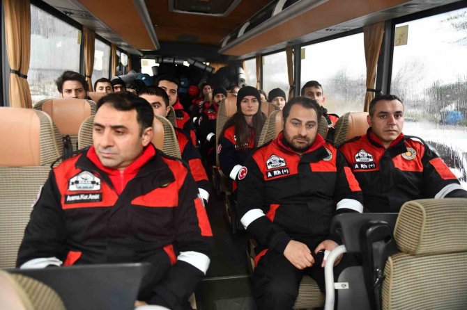 Esenyurt, Depremzedeler İçin Seferber Oldu