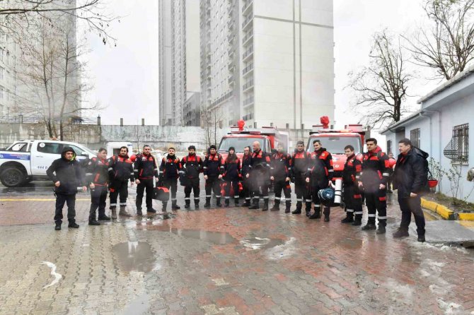 Esenyurt, Depremzedeler İçin Seferber Oldu
