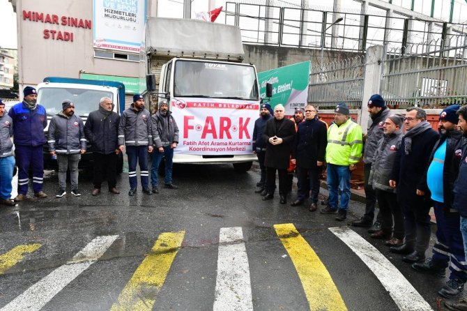 Fatih’ten Deprem Bölgesine Yardım Eli