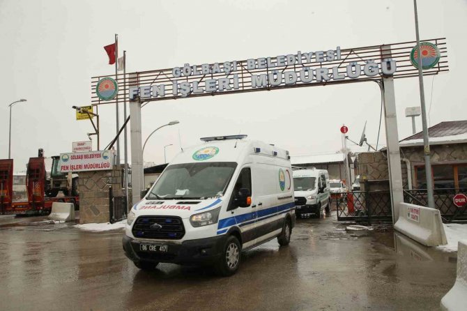 Gölbaşı Belediyesinden Deprem Sonrası Afet Bölgesine Destek