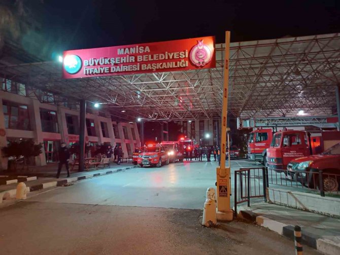 İ̇zmir Depreminin Kahramanları Deprem Bölgesine Gitti