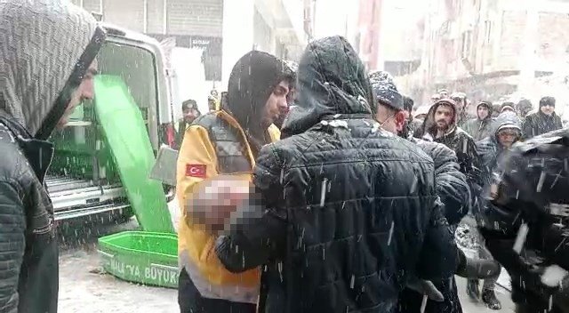 Malatya’dan Kahreden Haber: Enkaz Altında Kalan 3 Yaşındaki Çocuk Hayatını Kaybetti