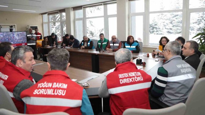 Erü’de ‘Afet Ekibi Toplantısı’ Gerçekleştirildi