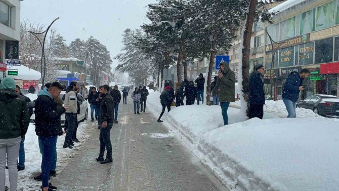 Kahramanmaraş’taki 7.6 Büyüklüğündeki Deprem Doğu İllerinde De Hissedildi