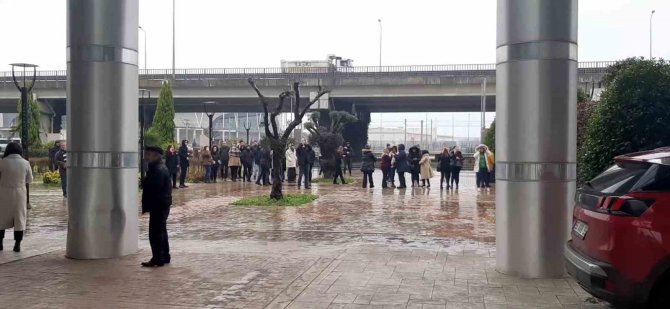 Belediyede Deprem Paniği