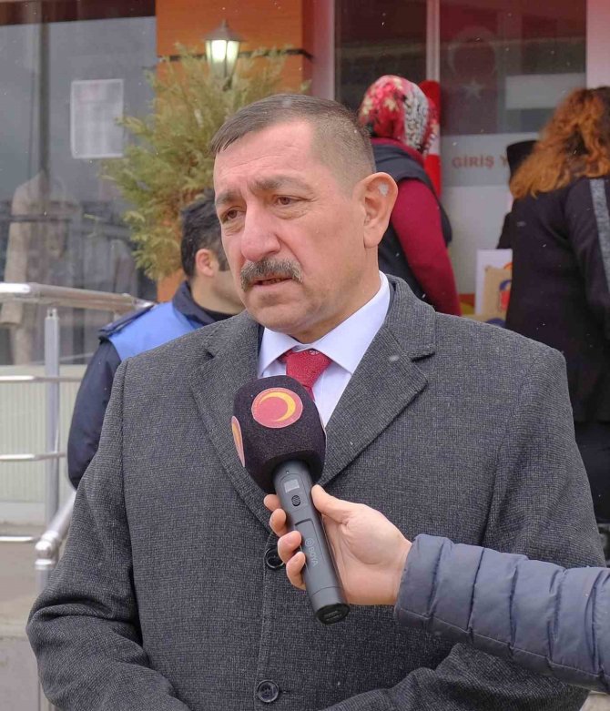 Kastamonu Belediyesi Depremzedeler İçin Yardım Kampanyası Başlattı