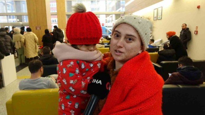 İ̇stanbullular Deprem Bölgesi İçin Kan Vermeye Koştu
