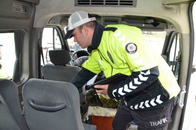 Okul Çevrelerinde Yapılan Denetimde Göz Açtırılmadı