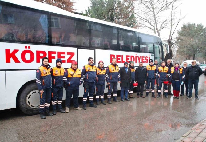 Körfezliler Depremzedelerin Yardımına Koşuyor