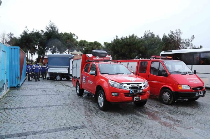Küçükçekmece’den Afet Bölgesine Destek
