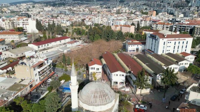 Kuşadası Belediyesi’nden Kent Meydanı Açıklaması