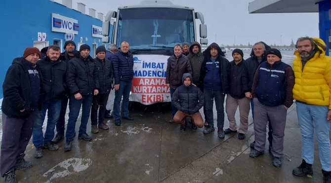 Soma’dan 14 Kamyon Kömür Ve Kurtarma Ekibi Deprem Bölgesine Gitti