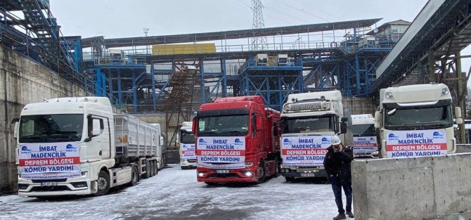 Soma’dan 14 Kamyon Kömür Ve Kurtarma Ekibi Deprem Bölgesine Gitti