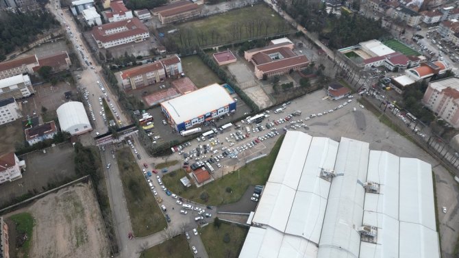 İ̇negöl’den Deprem Bölgelerine Yardım Eli