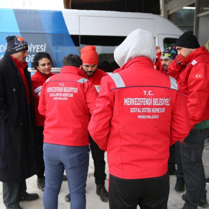 Merkezefendi Belediyesi’nden Deprem Bölgelerine Destek