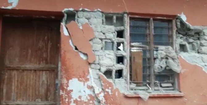 Osmaniye’nin Kadirli İlçesinde Deprem Sonucu Müstakil Ev Kullanılamaz Hale Geldi