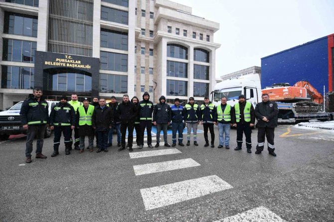 Pursaklar Belediyesinden Deprem Bölgelerine Yardım Eli
